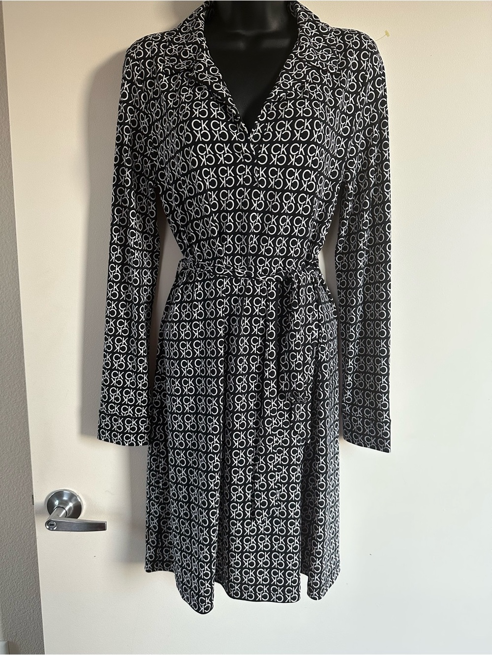 Calvin Klein Monogram Print Belted Long Sleeve Shirt Dress - Size:6